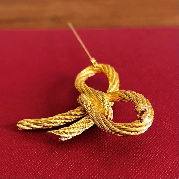 DIOR Vintage Roped Bow Brooch Gold - Picture 11 of 12